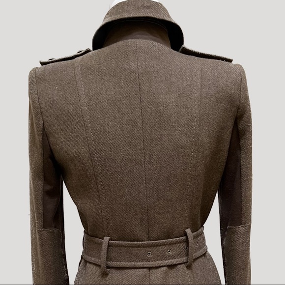 Beautifully tailored BCBG Olive Green Wool Coat. - Picture 3 of 6